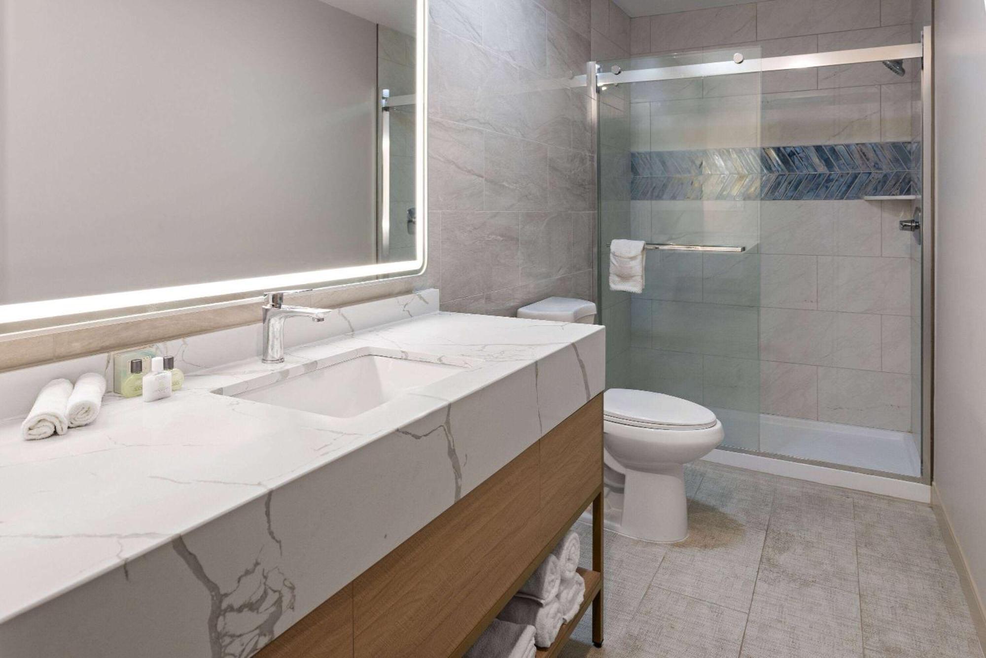 The Vibes Hotel, Trademark Collection By Wyndham Wildwood Eksteriør billede